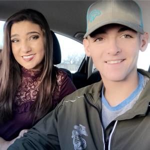 Meet your Posher, Delaney